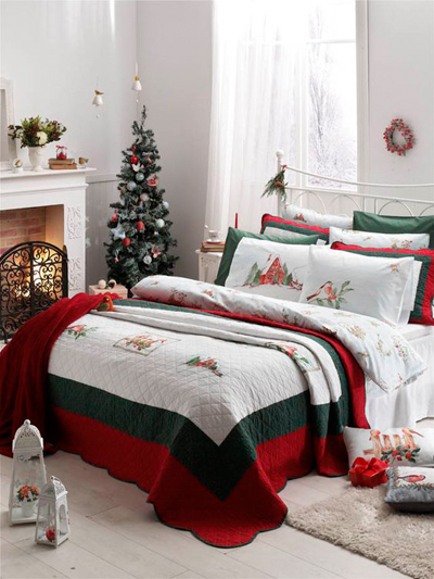 Christmas bedroom decor 7 "width =" 400 "height =" 533 "srcset =" https://mileray.com/wp-content/uploads/2020/05/1588507381_791_Christmas-Bedroom-Decor-Bring-the-Christmas-Spirit-Inside-Your.jpg 400w , https://mileray.com/wp-content/uploads/2018/01/christmas-bedroom-decor-7-Mignonne-Hubina-225x300.jpg 225w, https://mileray.com/wp-content/uploads/ 2018/01 / Christmas-Bedroom-Decor-7-Mignonne-Hubina-315x420.jpg 315w "Sizes =" (maximum width: 400px) 100vw, 400px