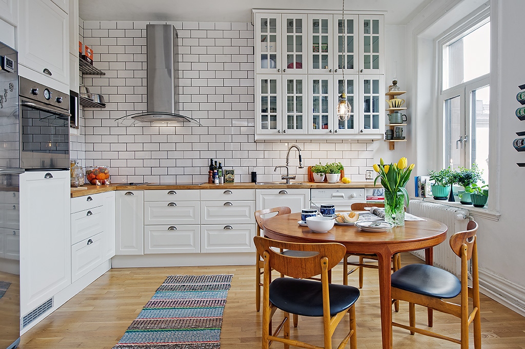 Scandinavian kitchen design "width =" 1024 "height =" 681 "srcset =" https://mileray.com/wp-content/uploads/2020/05/1588512476_207_Scandinavian-Style-For-Small-Kitchen-Ideas.jpg 1024w, https://mileray.com/wp- content / uploads / 2016/04 / 216243_kastellg_12_low_0004-300x200.jpg 300w, https://mileray.com/wp-content/uploads/2016/04/216243_kastellg_12_low_0004-768x511.jpg 768w, https: // wel content / uploads / 2016 / 04 / 216243_kastellg_12_low_0004-696x463.jpg 696w, https://mileray.com/wp-content/uploads/2016/04/216243_kastellg_12_low_0004-632x420.jpg 632w "sizes =" (max-10) 100vw, 1024px