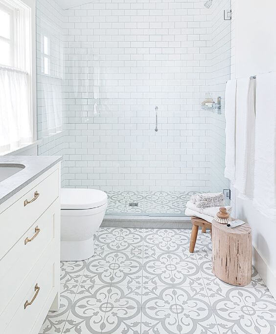 white brick modern bathroom "width =" 633 "height =" 768 "srcset =" https://mileray.com/wp-content/uploads/2020/05/1588514565_707_Beautiful-Modern-Bathroom-Designs-With-Soft-and-Neutral-Color-Decor.jpg 564w , https://mileray.com/wp-content/uploads/2017/05/white-brick-modern-bathroom-Foam-Bubbles-247x300.jpg 247w, https://mileray.com/wp-content/uploads/ 2017/05 / White Brick Modern Bathroom Foam Bubble 346x420.jpg 346w ​​"Sizes =" (Max Width: 633px) 100vw, 633px
