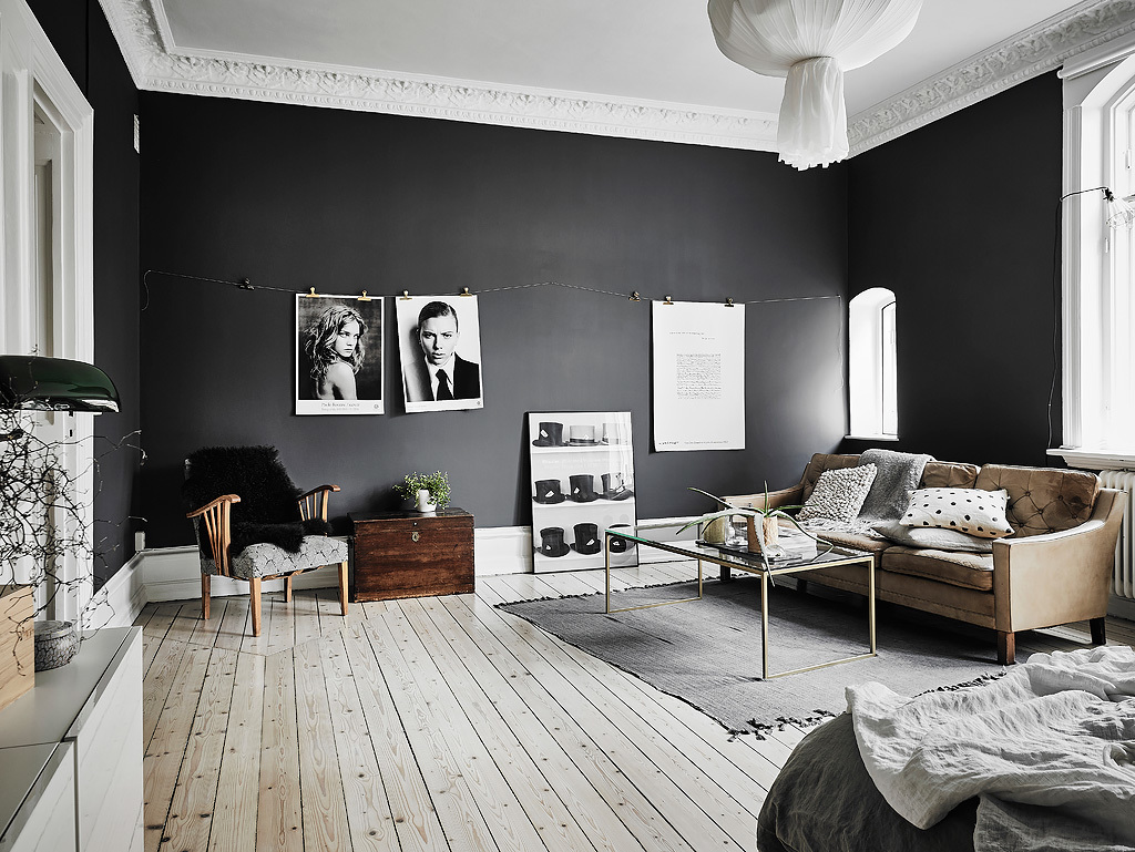 Scandinavian black and white living design "width =" 1024 "height =" 769 "srcset =" https://mileray.com/wp-content/uploads/2020/05/1588515578_17_Gorgeous-Living-Room-Designs-With-a-Luxury-and-Modern-Interior.jpg 1024w, https://mileray.com /wp-content/uploads/2016/12/Entrance-300x225.jpg 300w, https://mileray.com/wp-content/uploads/2016/12/Entrance-768x577.jpg 768w, https://mileray.com /wp-content/uploads/2016/12/Entrance-80x60.jpg 80w, https://mileray.com/wp-content/uploads/2016/12/Entrance-265x198.jpg 265w, https://mileray.com /wp-content/uploads/2016/12/Entrance-696x523.jpg 696w, https://mileray.com/wp-content/uploads/2016/12/Entrance-559x420.jpg 559w "size =" (max-width : 1024px) 100vw, 1024px