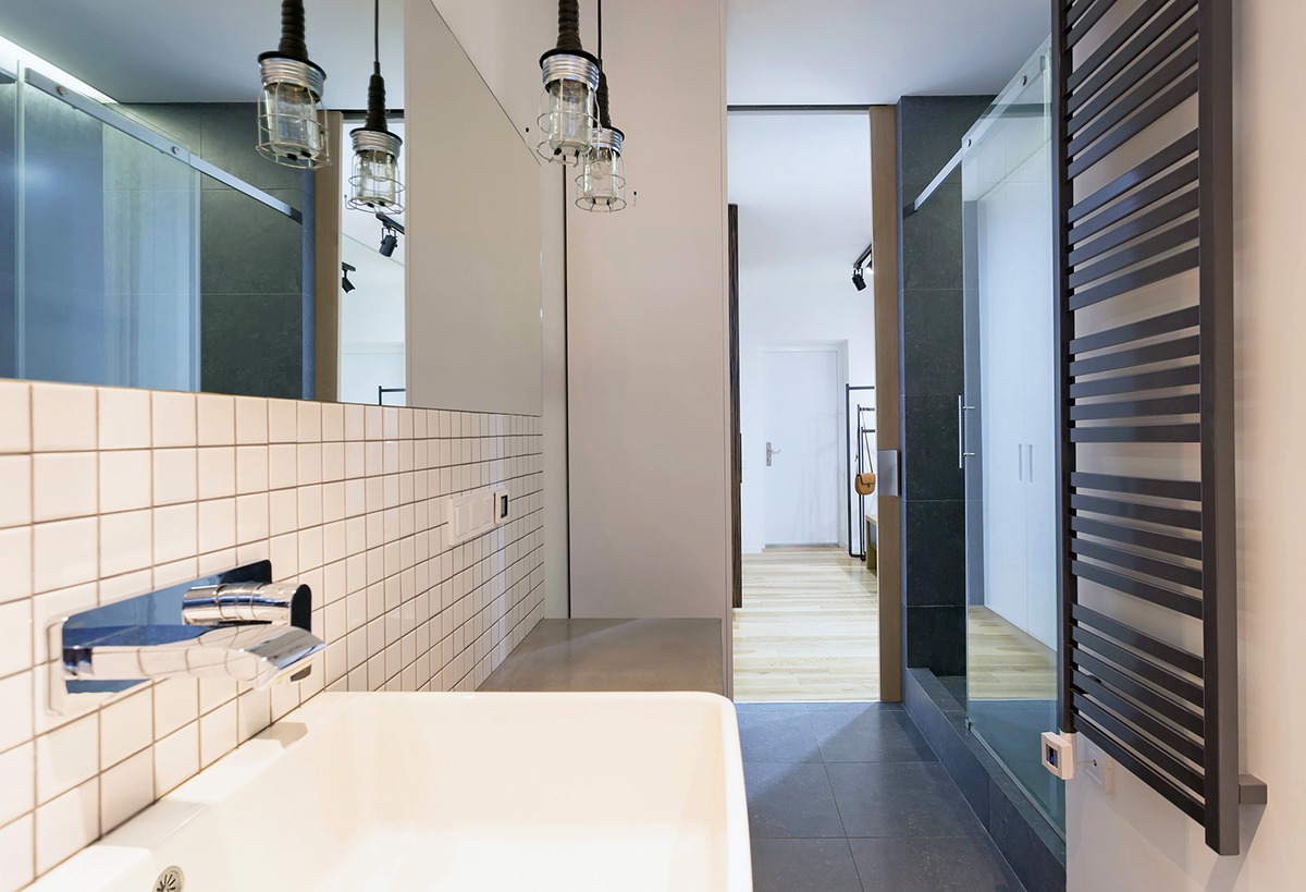 white bathroom design "width =" 1200 "height =" 819 "srcset =" https://mileray.com/wp-content/uploads/2020/05/1588515752_599_Smart-Tips-Renovating-Spacious-Bathroom-Interior-Designs-With-Simple-and.jpg 1200w, https://mileray.com/ wp -content / uploads / 2016/10 / Lugerin-Architects2-300x205.jpg 300w, https://mileray.com/wp-content/uploads/2016/10/Lugerin-Architects2-768x524.jpg 768w, https: // myfashionos .com / wp-content / uploads / 2016/10 / Lugerin-Architects2-1024x699.jpg 1024w, https://mileray.com/wp-content/uploads/2016/10/Lugerin-Architects2-218x150.jpg 218w, https : //mileray.com/wp-content/uploads/2016/10/Lugerin-Architects2-696x475.jpg 696w, https://mileray.com/wp-content/uploads/2016/10/Lugerin-Architects2-1068x729. jpg 1068w, https://mileray.com/wp-content/uploads/2016/10/Lugerin-Architects2-615x420.jpg 615w "sizes =" (maximum width: 1200px) 100vw, 1200px