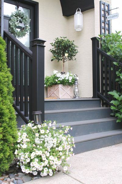 Classic Summer Front Porch | Summer front porches, Small front .