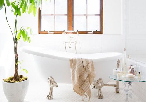5 of the Best Small Bathroom Ideas Ev