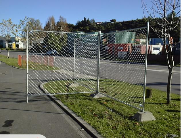 Temporary Fencing 23525432 What to consider when buying temporary .