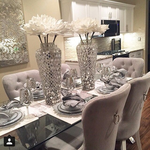 Need a Living Room Makeover? | Dining room table centerpieces .
