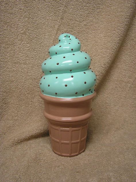 Swirled 3-D Mint Chocolate Chip Bank | Mint chocolate chips, Mint .