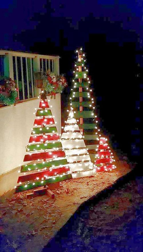 50 amazing outdoor christmas decorations | Christmas decorating .