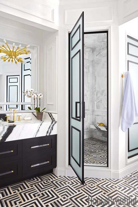 15 Black and White Bathroom Ideas - Black & White Tile Designs We Lo