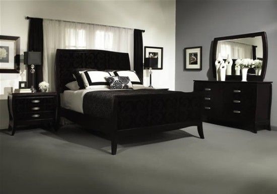 Black rooms - Small black dark bedroom - Black Bedroom Ideas .