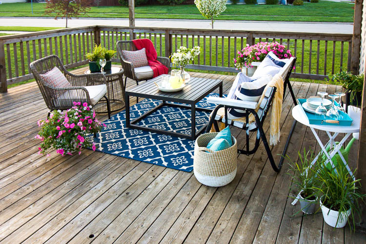 Decorate Your Outdoor Patio This Summer