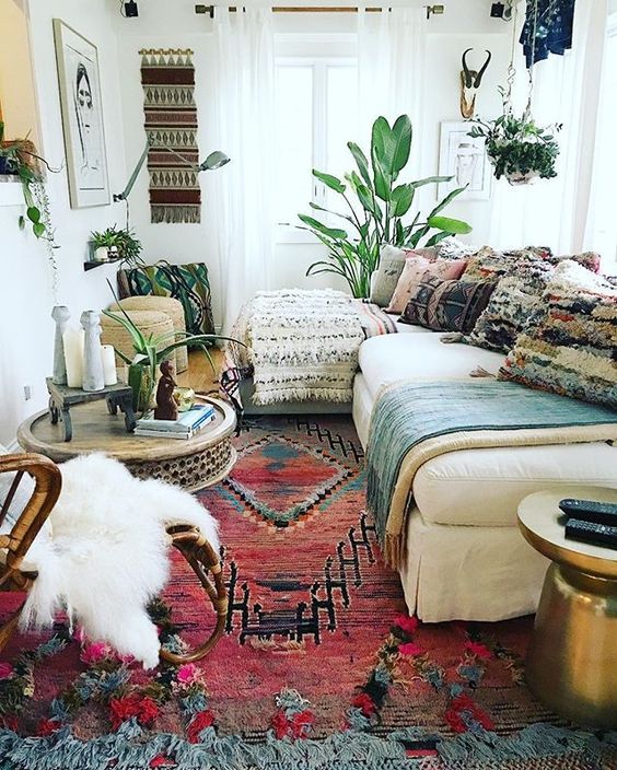 26 Bohemian Living Room Ideas | Bohemian living rooms, Boho living .