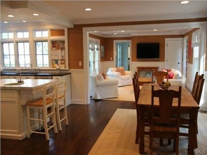 great floor plan w/ L-shaped kitchen/family room | Best interior .