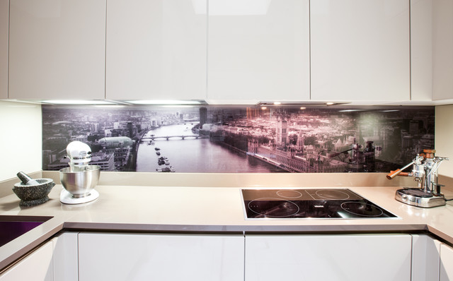 Glass Splashback contemporary kitchen - Contemporary - Kitchen .
