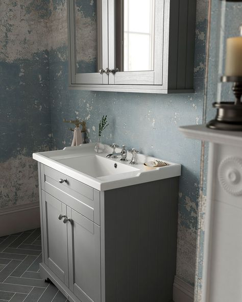 Choose a traditional basin vanity unit for your vintage bathroom .