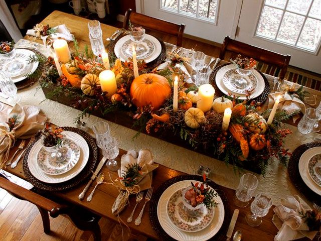 How to Decorate Your Living Room for a
  Thanksgiving Gathering
