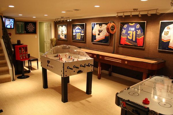 20 Amazing Sports Themed Basement Designs | Game room basement .
