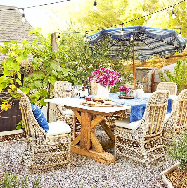 Small Outdoor Decor Ideas - How to Decorate Your Small Pat