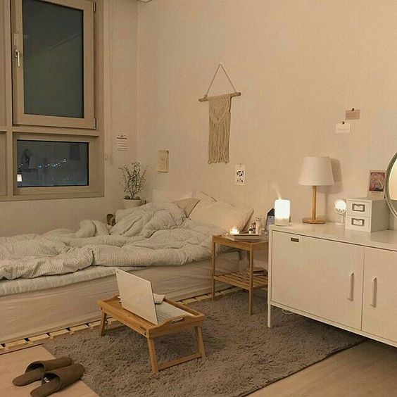 Korean Style Bedroom That You Can Apply in Your House - RooHo