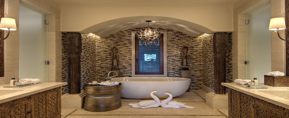 Luxury Bathrooms: Freestanding bathtubs define luxurious trends to .