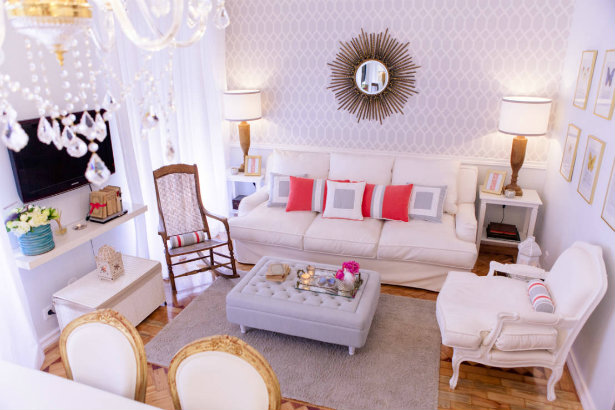 Tips To Make Your Small Living Room Look Bigg