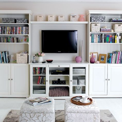 60 Simple But Smart Living Room Storage Ideas | Small living room .