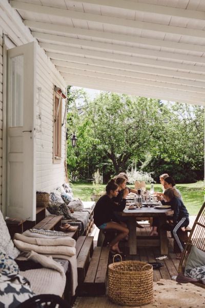 Outdoor dining space. | Backyard, Outdoor living, Outdo