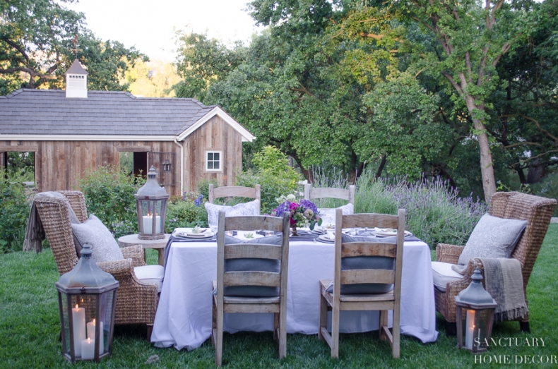 10 GORGEOUS OUTDOOR DINING SPAC