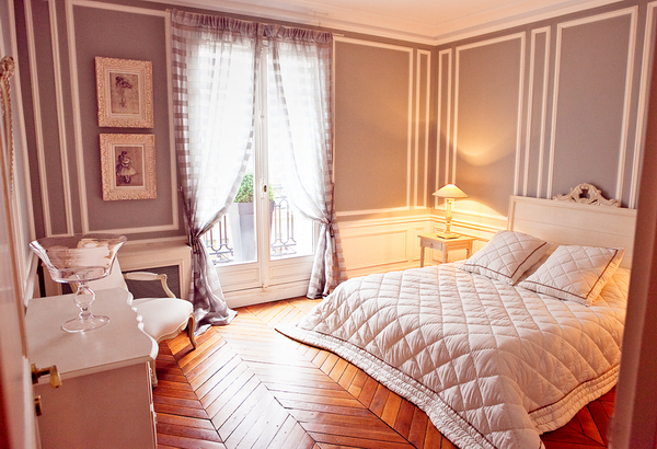 Parisian Style | Parisian Style Bedroom for Romantic Room Shade .