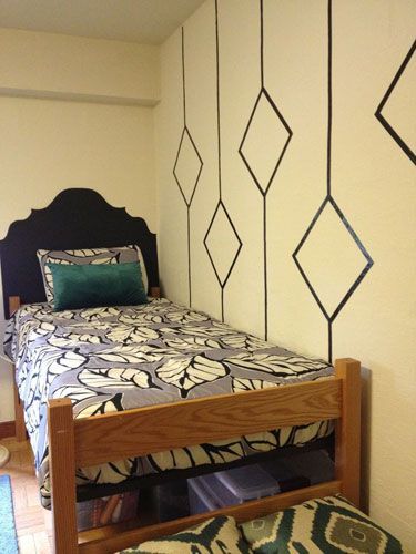 10 Dorm Room Decorating Ideas to Steal | Cool dorm rooms, Dorm .