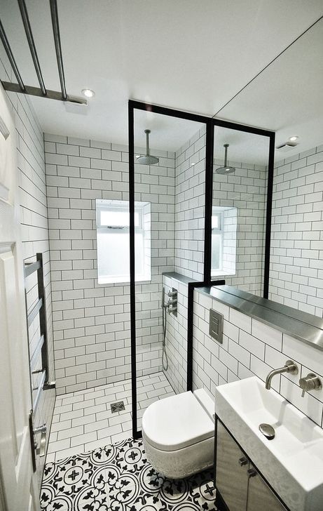 30+ Smart Bathroom Design Ideas For Small Spaces | Small shower .