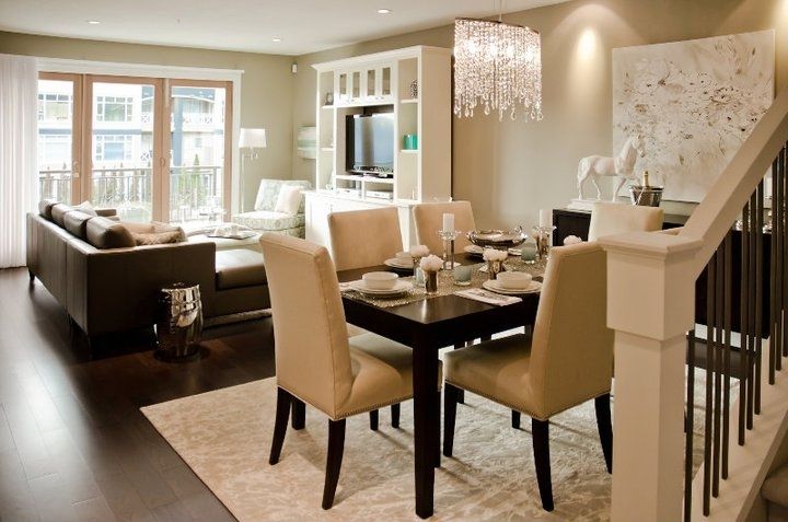 Tuscan dining room decor for warm, elegant and outstanding look .