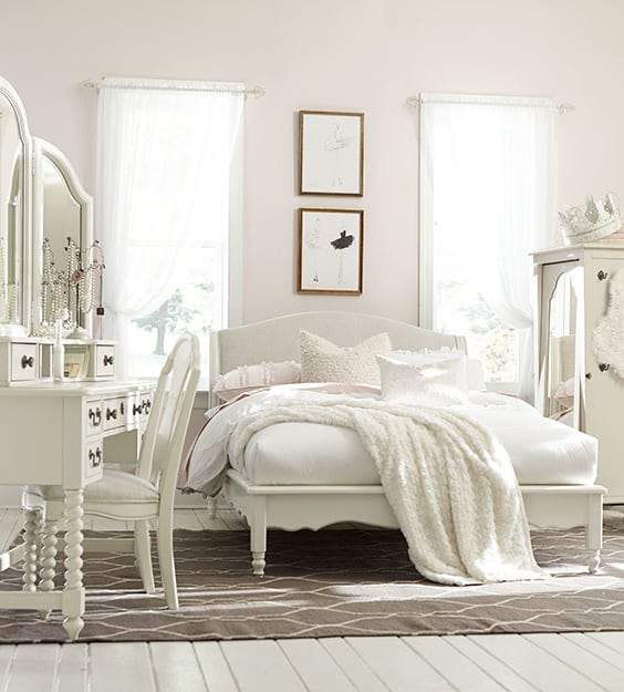 54 Amazing All-White Bedroom Ideas - The Sleep Jud